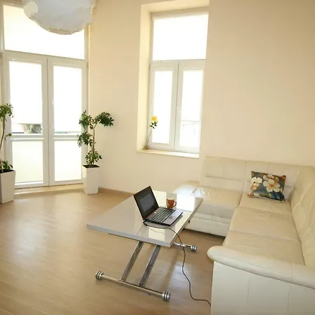 Luxury Flat Lusy In The Heart Of Apartment *